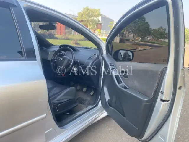 YARIS S MT 2011 — dokumentasi 6