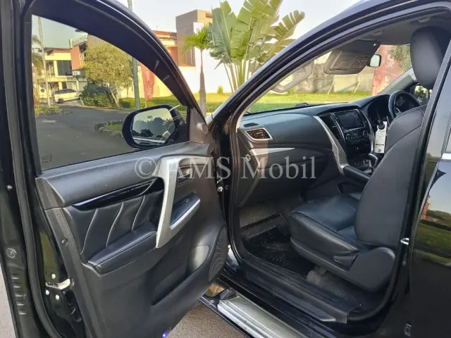 PAJERO SPORT 2.4L DAKKAR AT 2019 — dokumentasi 8