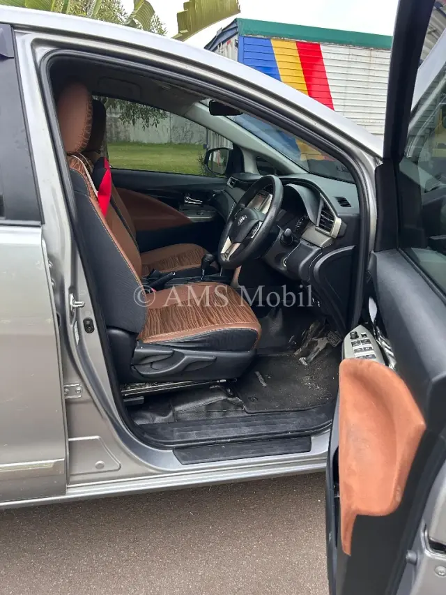 INNOVA 2.0 V AT 2017 — dokumentasi 7