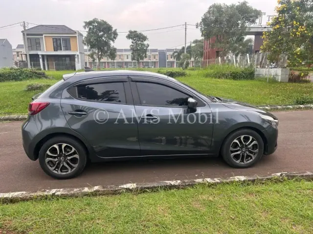 MAZDA 2 SKYACTIVE  2016 — dokumentasi 4