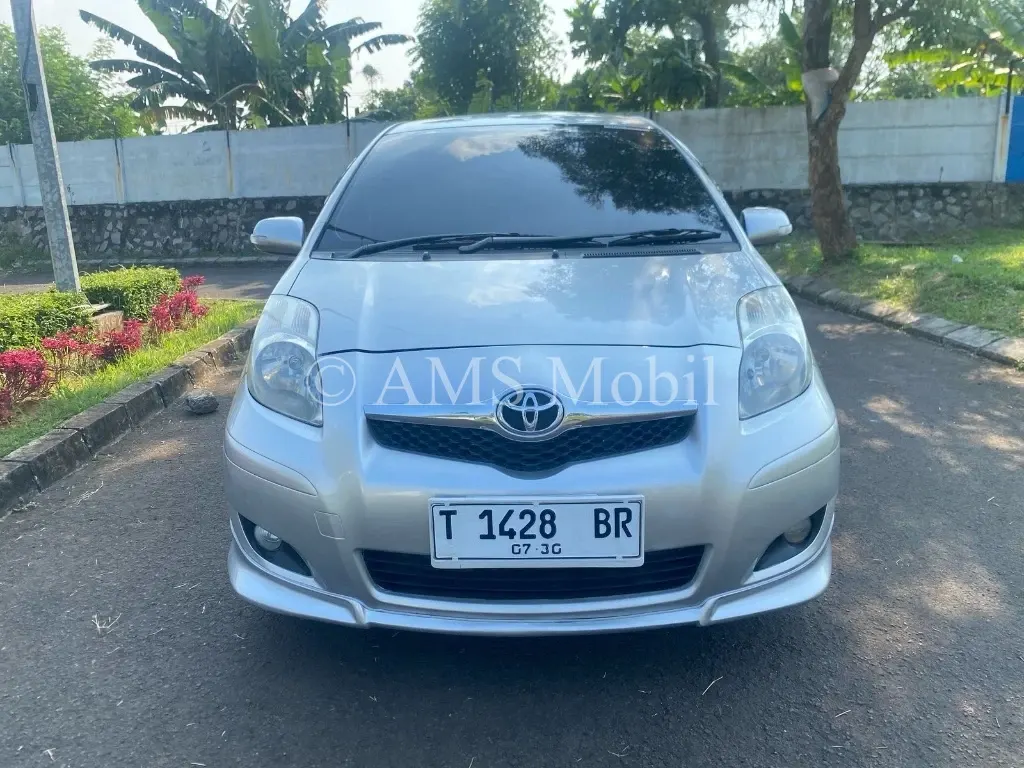 YARIS S MT 2011 — foto utama arsip