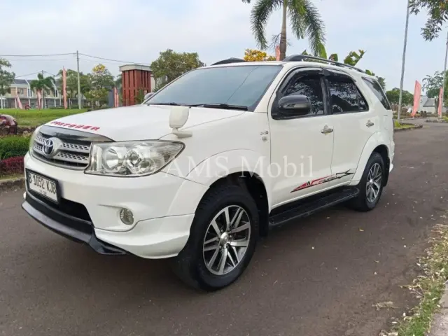 FORTUNER 2.5 G AT 2011 — dokumentasi 5