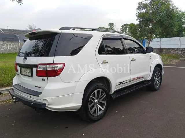 FORTUNER 2.5 G AT 2011 — dokumentasi 7