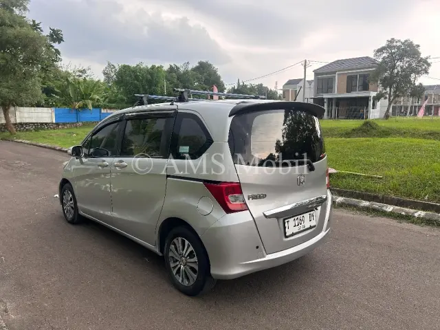 FREED GB3 1.5 S AT 2013 — dokumentasi 5