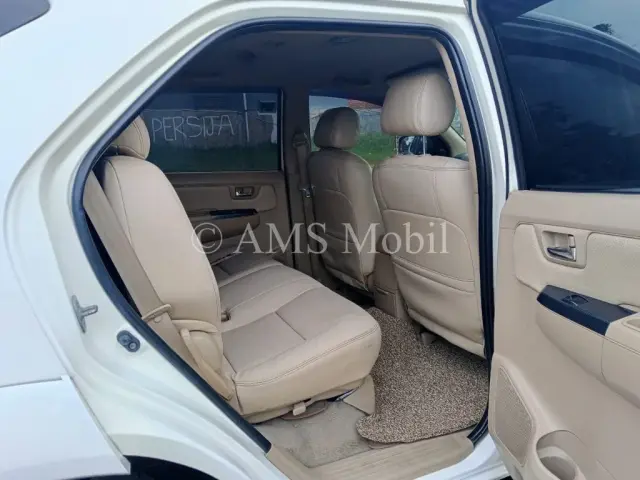 FORTUNER 2.5 G AT 2011 — dokumentasi 13