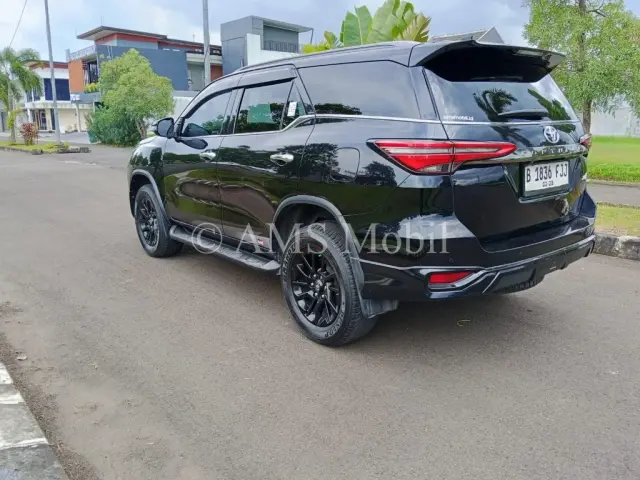 FORTUNER 2.8 VRZ 2022 — dokumentasi 5