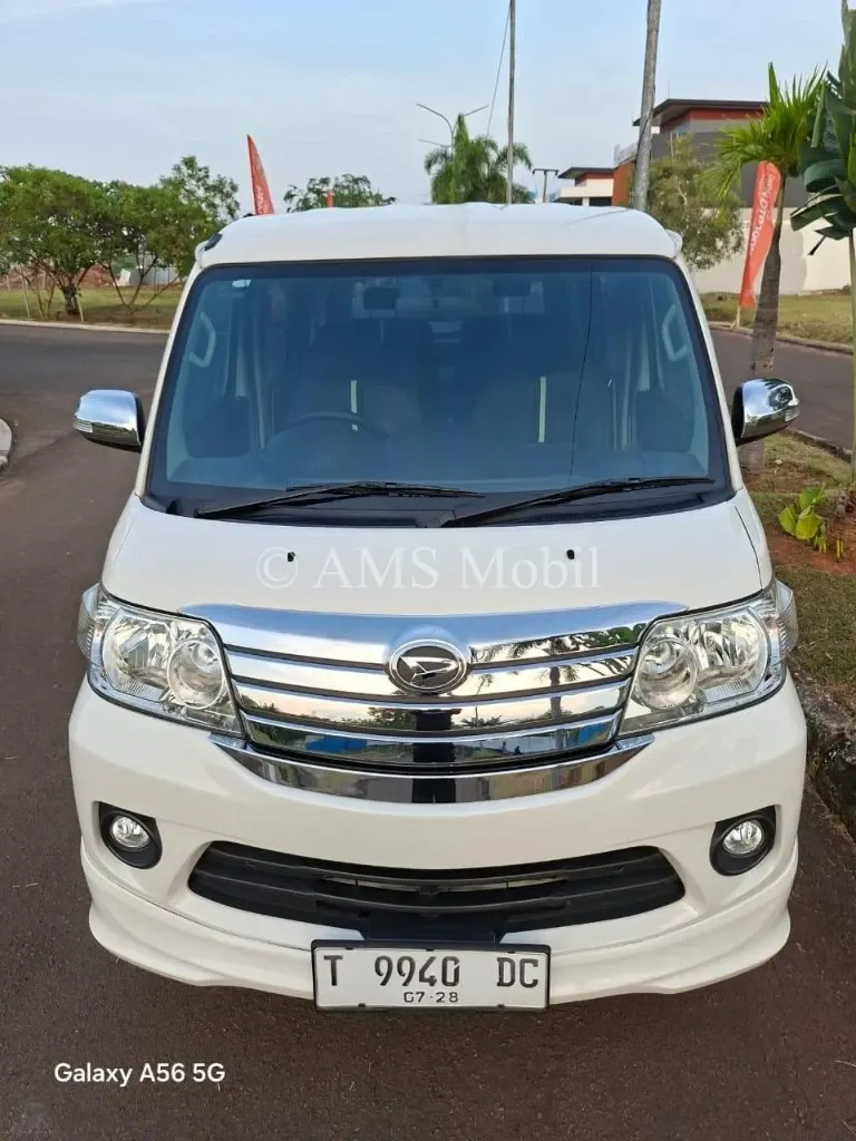 LUXIO X AT 2023 — foto utama arsip