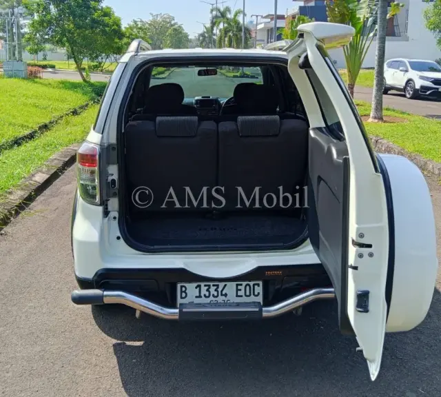 TERIOS TX MANUAL 2015 PUTIH — dokumentasi 10