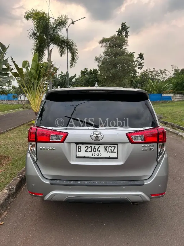 INNOVA 2.0 V AT 2017 — dokumentasi 6