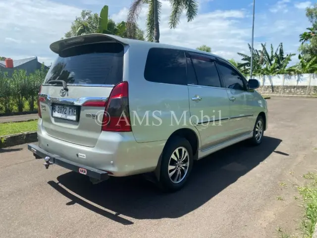 INNOVA V AT 2014 — dokumentasi 5