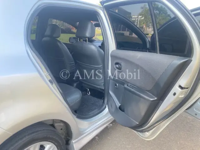 YARIS S MT 2011 — dokumentasi 5