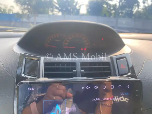 YARIS S MT 2011 — dokumentasi 10