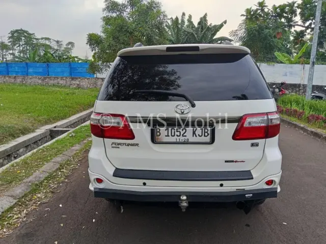 FORTUNER 2.5 G AT 2011 — dokumentasi 10