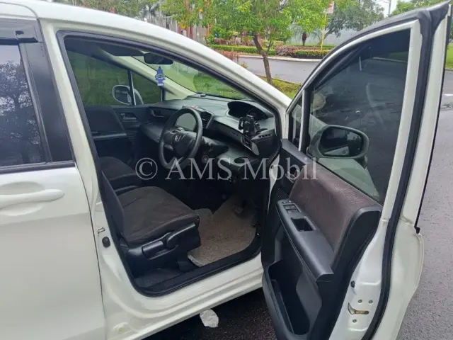 FREED GB3 1.5 E AT 2013 — dokumentasi 10