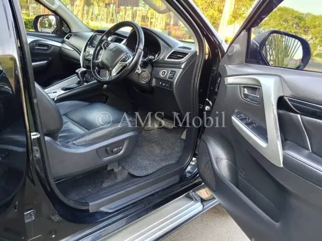 PAJERO SPORT 2.4L DAKKAR AT 2019 — dokumentasi 7