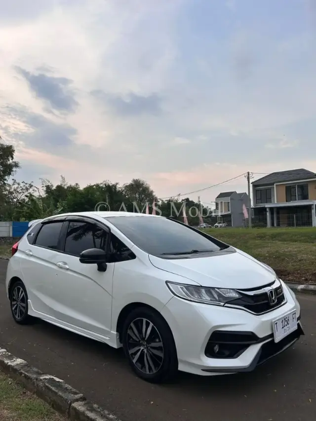 JAZZ GK5 1.5 RS CVT 2018 — dokumentasi 3