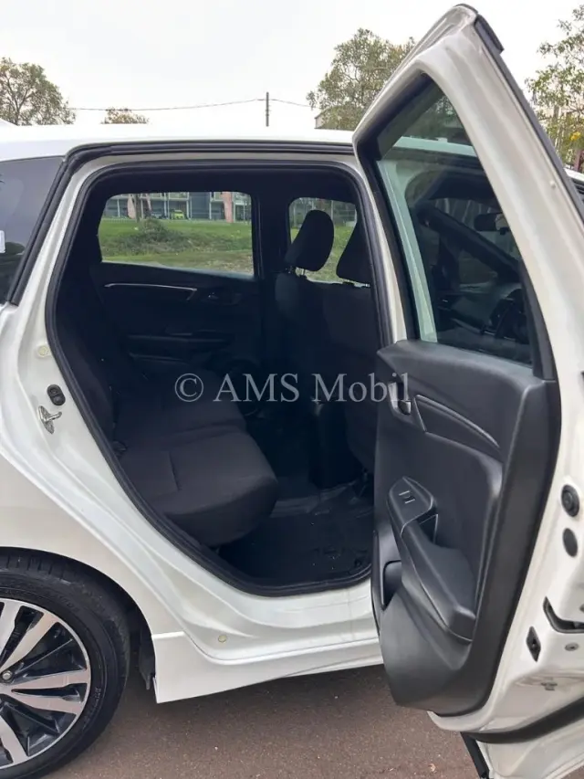JAZZ GK5 1.5 RS CVT 2018 — dokumentasi 9