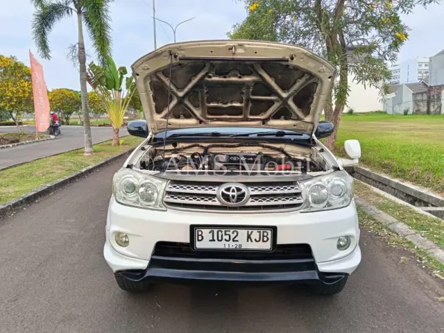 FORTUNER 2.5 G AT 2011 — dokumentasi 8