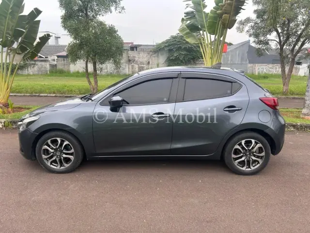MAZDA 2 SKYACTIVE  2016 — dokumentasi 3
