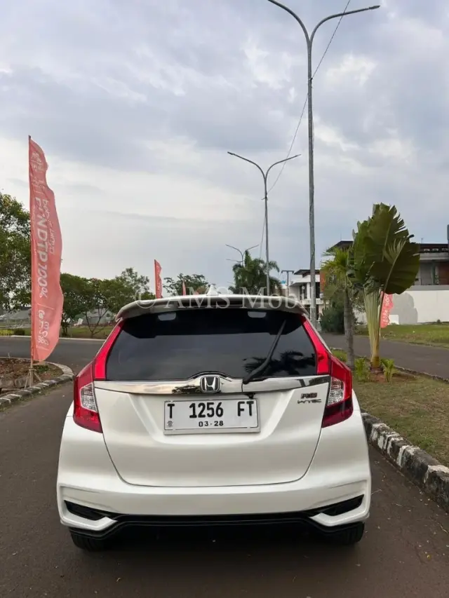 JAZZ GK5 1.5 RS CVT 2018 — dokumentasi 6